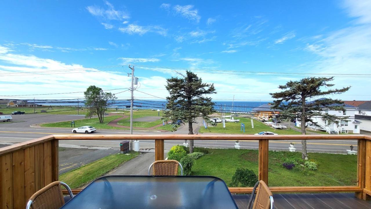 Bleu Mer, Hotel & Residences Carleton-sur-Mer Экстерьер фото